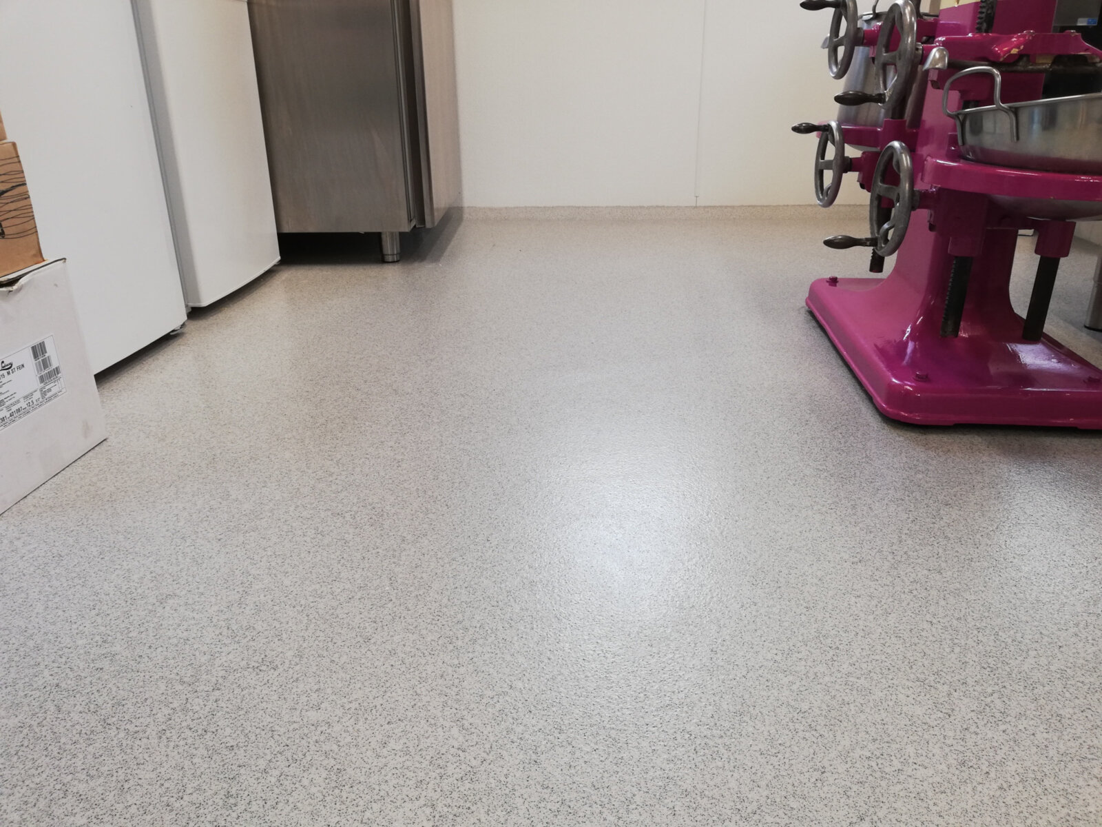 Colorsand-Beschichtung erhältlich bei der Duramark Flooring Systems GmbH